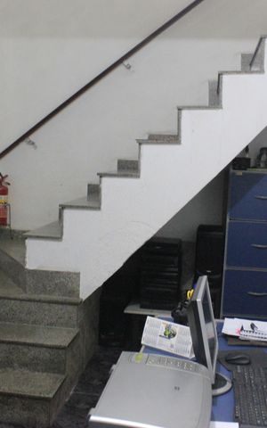 Casa à venda com 247m², 5 quartos e sem vagaSala