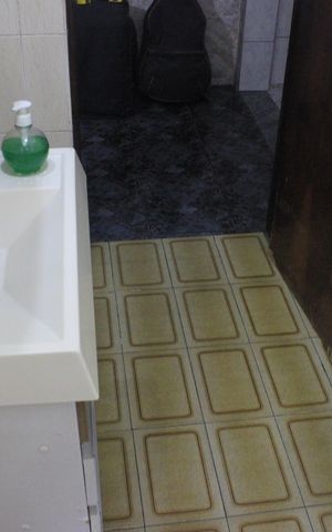 Casa à venda com 247m², 5 quartos e sem vagaBanheiro social