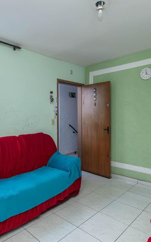 Apartamento à venda com 45m², 2 quartos e 1 vaga Apartamento à venda com 45m², 2 quartos e 1 vagaSala