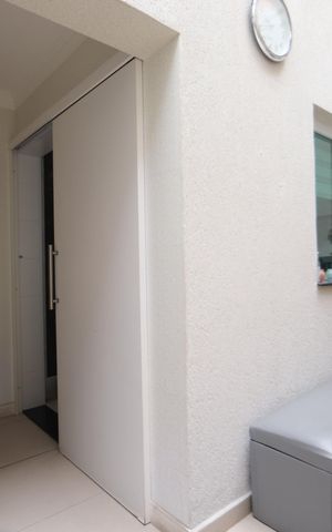 Casa de condomínio à venda com 142m², 3 quartos e 4 vagasLazer