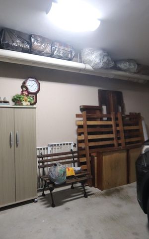 Casa de condomínio à venda com 142m², 3 quartos e 4 vagasGaragem