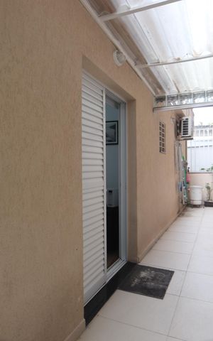 Casa de condomínio à venda com 142m², 3 quartos e 4 vagasLavanderia