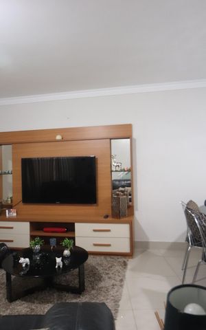 Casa de condomínio à venda com 142m², 3 quartos e 4 vagasSala