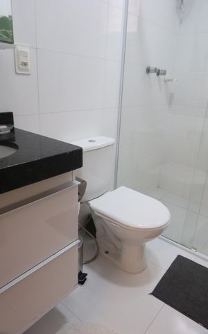 Casa de condomínio à venda com 142m², 3 quartos e 4 vagasBanheiro Social