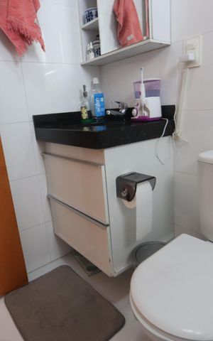 Casa de condomínio à venda com 142m², 3 quartos e 4 vagasBanheiro da Suíte