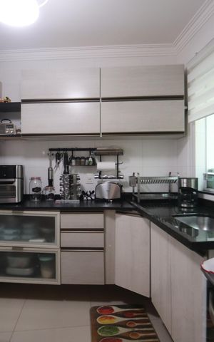 Casa de condomínio à venda com 142m², 3 quartos e 4 vagasCozinha