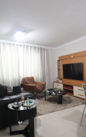 Casa de condomínio à venda com 142m², 3 quartos e 4 vagasSala