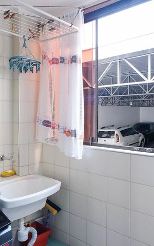 Apartamento à venda com 78m², 2 quartos e 1 vagaÁrea de serviço