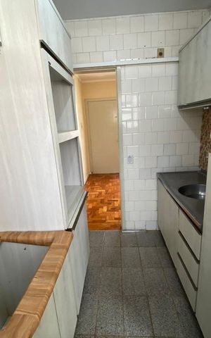 Apartamento à venda com 47m², 2 quartos e sem vaga Apartamento à venda com 47m², 2 quartos e sem vagaCozinha