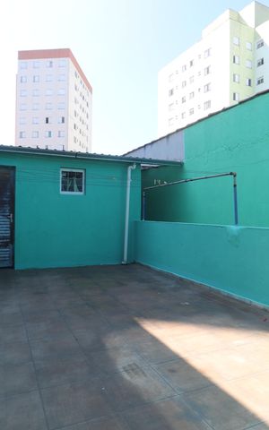 Casa à venda com 140m², 2 quartos e 5 vagasGaragem
