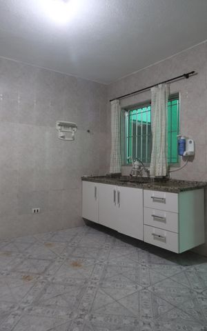 Casa à venda com 140m², 2 quartos e 5 vagasCozinha