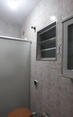 Casa à venda com 140m², 2 quartos e 5 vagasBanheiro