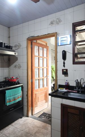 Casa de condomínio à venda com 100m², 6 quartos e 1 vagaCozinha