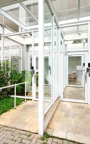 Apartamento para alugar com 66m², 2 quartos e 2 vagas Apartamento para alugar com 66m², 2 quartos e 2 vagasFachada