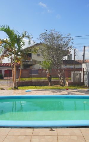 Casa à venda com 128m², 3 quartos e 1 vagaPiscina