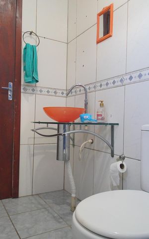 Casa à venda com 128m², 3 quartos e 1 vagaBanheiro social