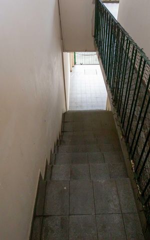 Casa à venda com 131m², 3 quartos e 2 vagasEscada