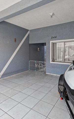 Casa à venda com 200m², 3 quartos e 2 vagas