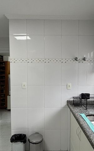 Apartamento à venda com 104m², 2 quartos e 3 vagas Apartamento à venda com 104m², 2 quartos e 3 vagasCozinha