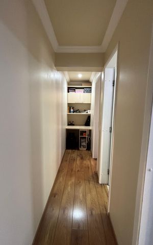 Apartamento à venda com 104m², 2 quartos e 3 vagas Apartamento à venda com 104m², 2 quartos e 3 vagasCorredor