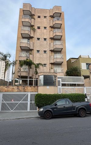 Apartamento à venda com 104m², 2 quartos e 3 vagas Apartamento à venda com 104m², 2 quartos e 3 vagasFachada