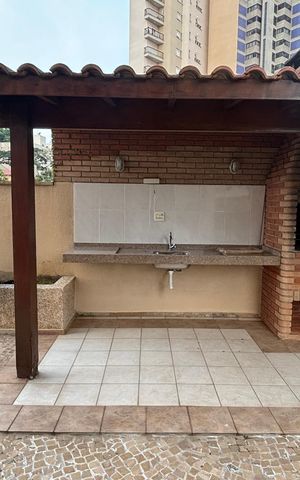 Apartamento à venda com 104m², 2 quartos e 3 vagas Apartamento à venda com 104m², 2 quartos e 3 vagasChurrasqueira