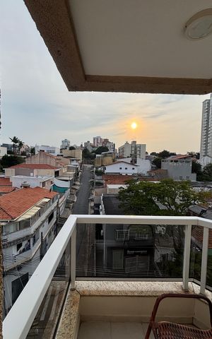 Apartamento à venda com 104m², 2 quartos e 3 vagas Apartamento à venda com 104m², 2 quartos e 3 vagasSuite Varanda
