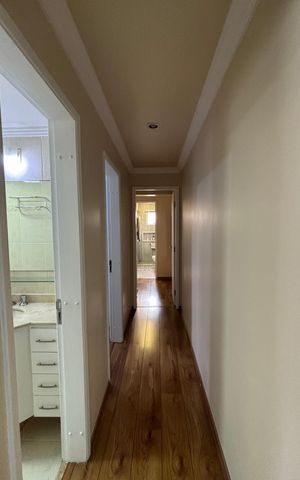 Apartamento à venda com 104m², 2 quartos e 3 vagas Apartamento à venda com 104m², 2 quartos e 3 vagasCorredor