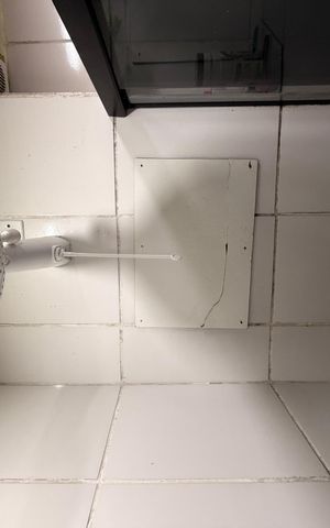Apartamento à venda com 55m², 2 quartos e 1 vaga Apartamento à venda com 55m², 2 quartos e 1 vagaBanheiro