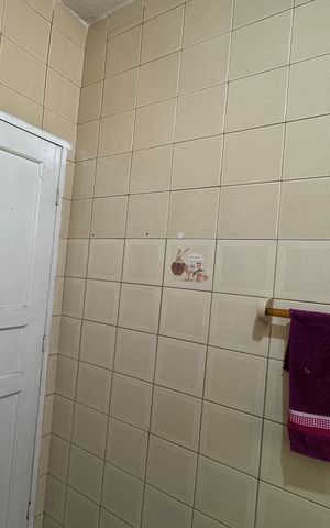 Casa à venda com 1365m², 3 quartos e sem vagaBanheiro 2