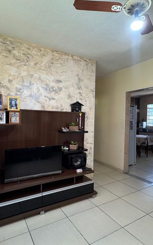 Casa à venda com 1365m², 3 quartos e sem vagaSala