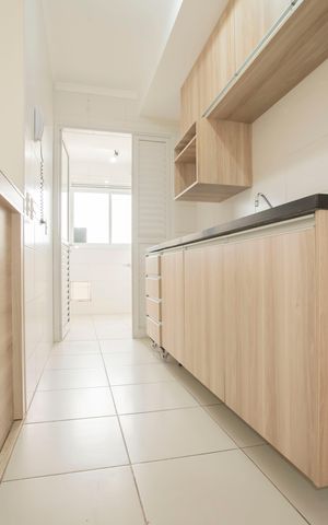 Apartamento para alugar com 70m², 2 quartos e 2 vagas Apartamento para alugar com 70m², 2 quartos e 2 vagasCozinha