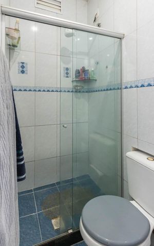 Casa à venda com 140m², 3 quartos e 1 vagaBanheiro