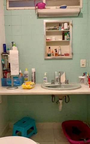 Apartamento à venda com 93m², 2 quartos e 1 vaga Apartamento à venda com 93m², 2 quartos e 1 vagaBanheiro