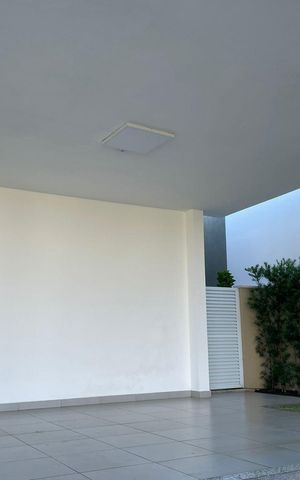 Casa de condomínio à venda com 205m², 3 quartos e 4 vagasÁrea Comum