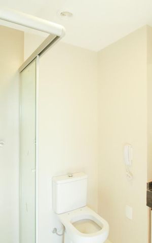 Studio à venda com 26m², 1 quarto e sem vaga Studio à venda com 26m², 1 quarto e sem vagaBanheiro