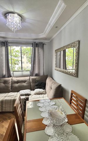 Apartamento à venda com 125m², 3 quartos e 1 vaga Apartamento à venda com 125m², 3 quartos e 1 vagaSala