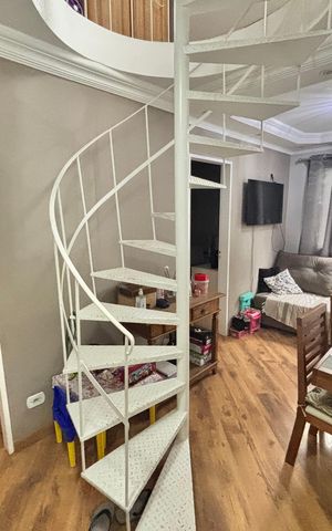 Apartamento à venda com 125m², 3 quartos e 1 vaga Apartamento à venda com 125m², 3 quartos e 1 vagaSala