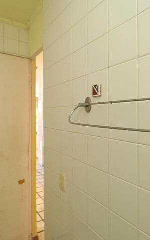 Casa à venda com 284m², 4 quartos e 4 vagas Casa à venda com 284m², 4 quartos e 4 vagasBanheiro 5