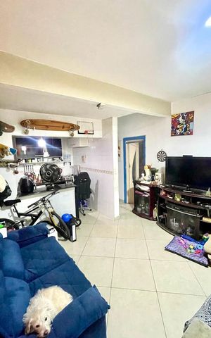 Apartamento à venda com 78m², 2 quartos e sem vaga Apartamento à venda com 78m², 2 quartos e sem vagaSala