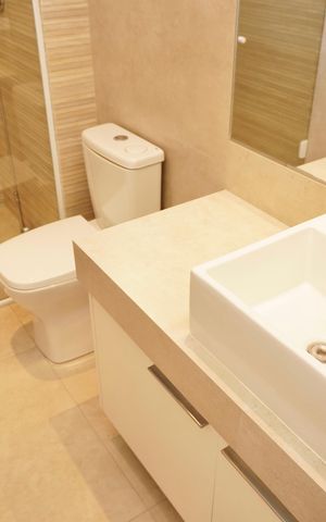 Apartamento para alugar com 155m², 4 quartos e 4 vagasBanheiro das Semi-suítes 