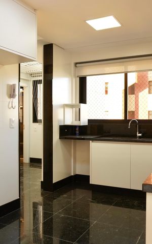 Apartamento para alugar com 155m², 4 quartos e 4 vagasCozinha 