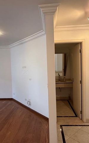 Apartamento à venda com 146m², 4 quartos e 2 vagas Apartamento à venda com 146m², 4 quartos e 2 vagasSala