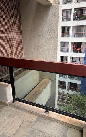 Apartamento à venda com 146m², 4 quartos e 2 vagas Apartamento à venda com 146m², 4 quartos e 2 vagasVaranda