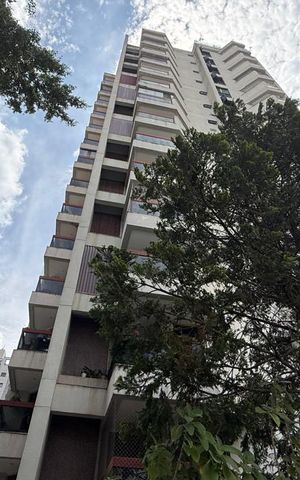 Apartamento à venda com 146m², 4 quartos e 2 vagas Apartamento à venda com 146m², 4 quartos e 2 vagasFachada