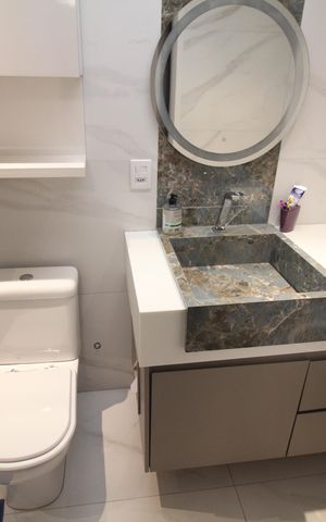 Apartamento à venda com 130m², 2 quartos e 2 vagasSuite Quarto 1