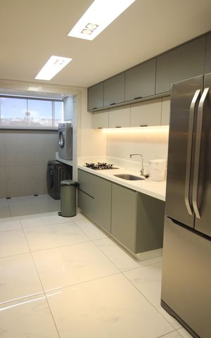 Apartamento à venda com 130m², 2 quartos e 2 vagasCozinha