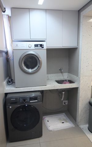 Apartamento à venda com 130m², 2 quartos e 2 vagasÁrea de Serviço