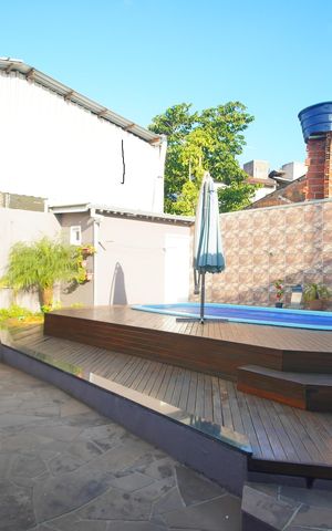 Casa à venda com 293m², 3 quartos e 5 vagasQuintal