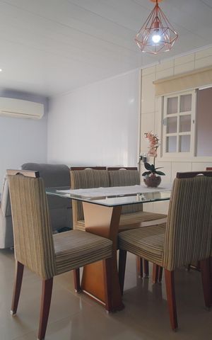 Casa à venda com 293m², 3 quartos e 5 vagasSala
